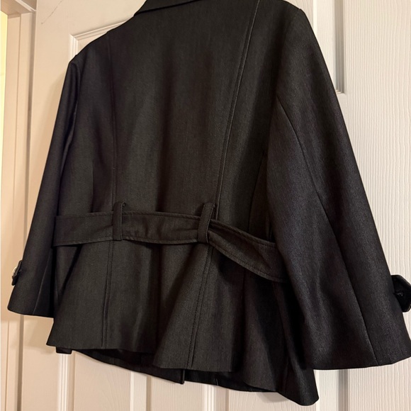 Kasper Women’s Charcoal Gray belted blazer - Picture 2 of 9